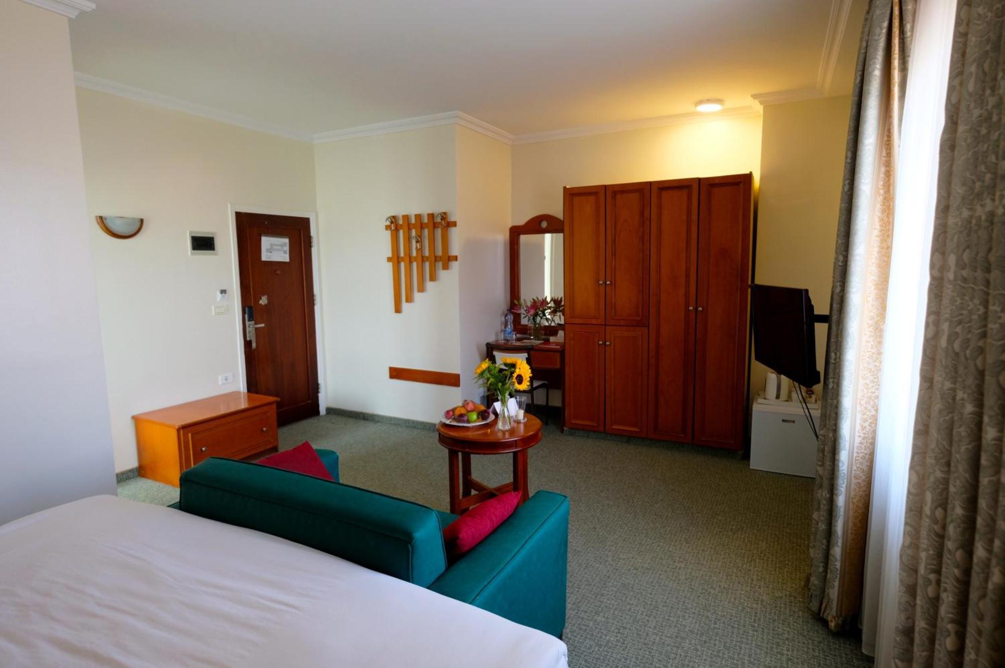 City Inn Palace Hotel Ramallah Extérieur photo